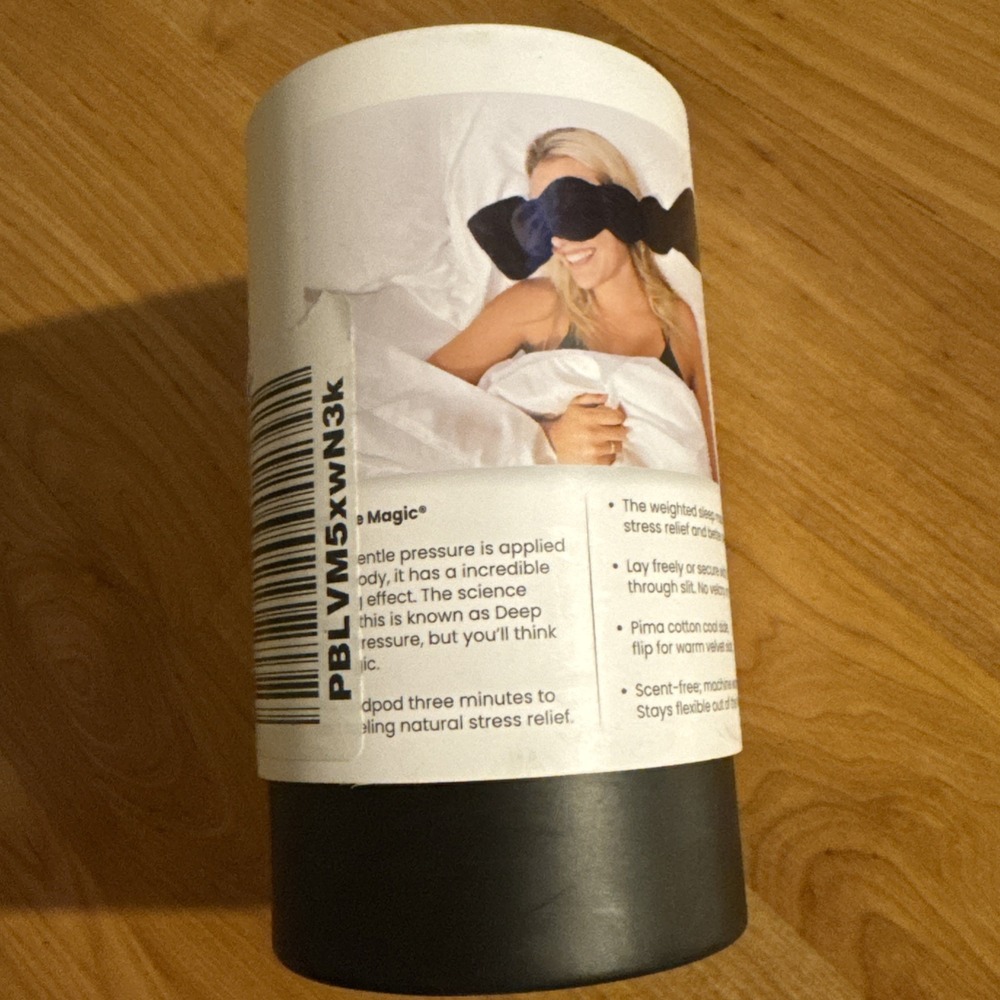 NODPOD The Weighted Blanket For Your Eyes Sleep Mask Black- NIB - Picture 2 of 2
